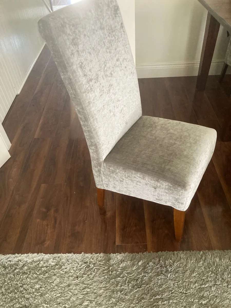 Rosewood dining table and six chairs - Image 2