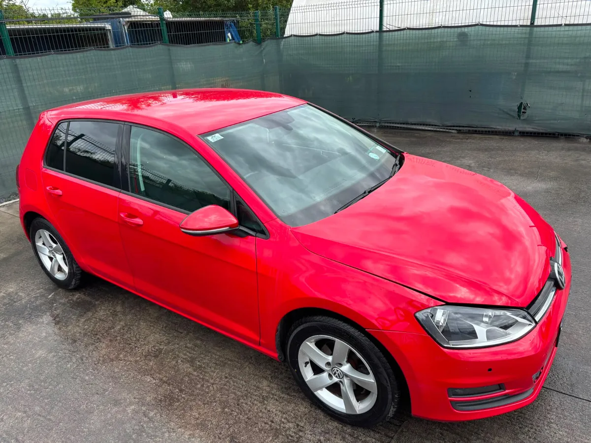 152 VW Golf TDI   Light Front Damage - Image 1