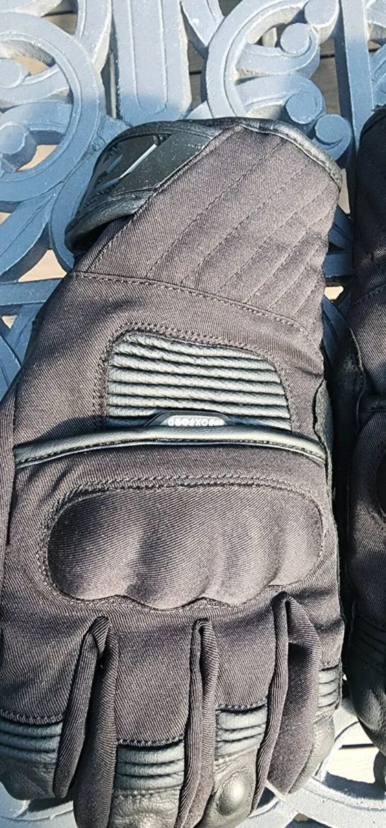 Motorcycle gloves - Image 2