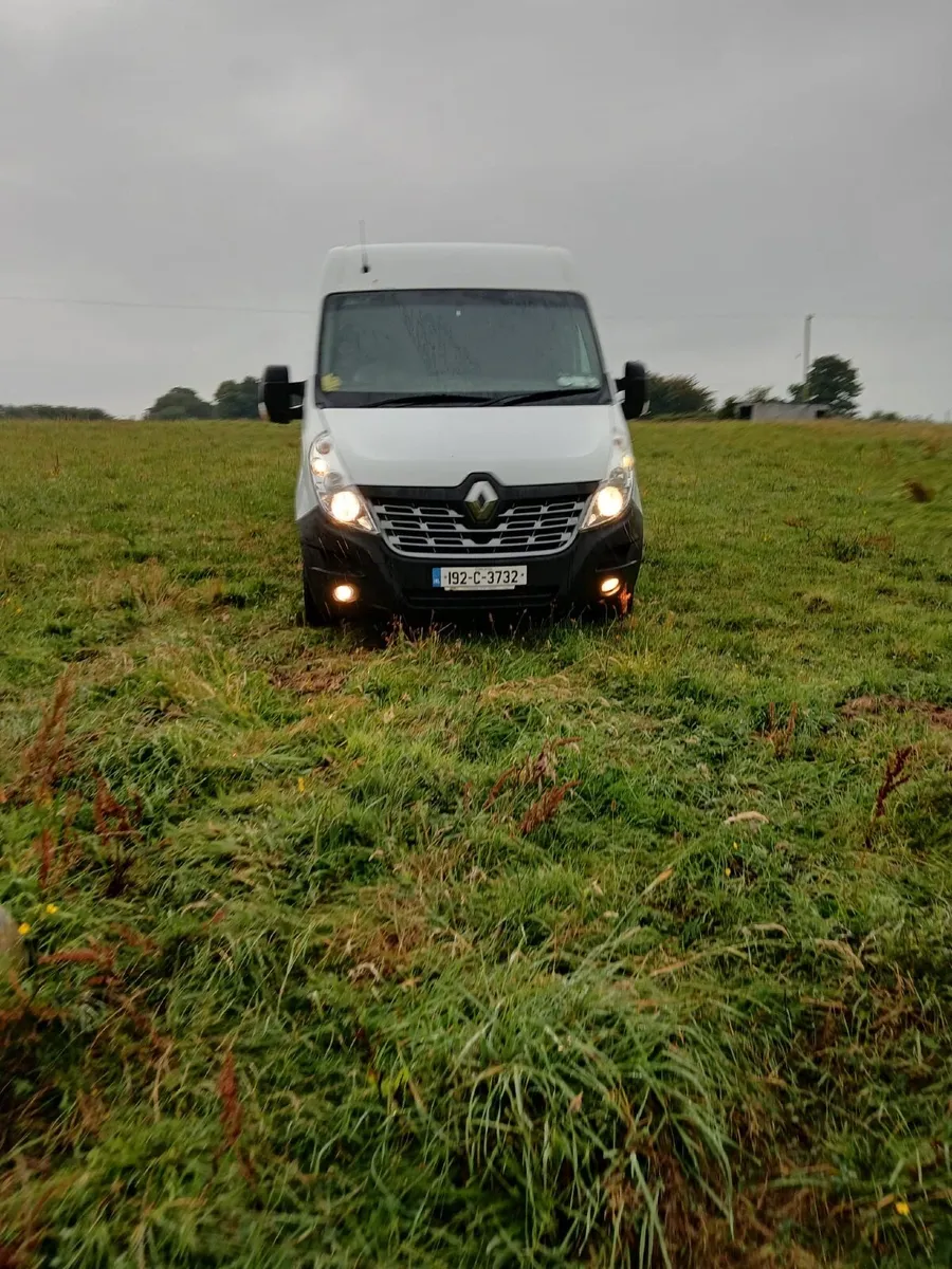 Renault Master 2019 - Image 1