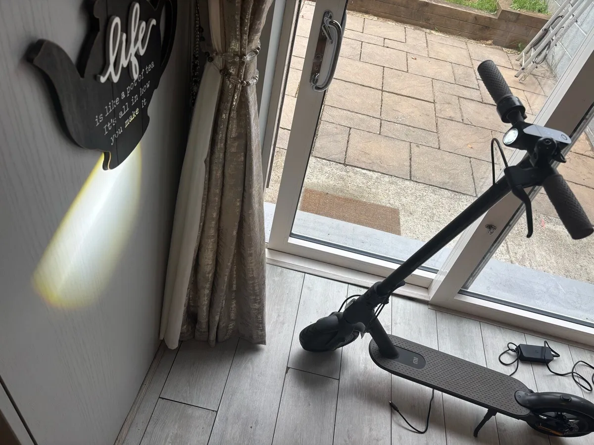 Xaomi Mi Scooter 1S - Image 4