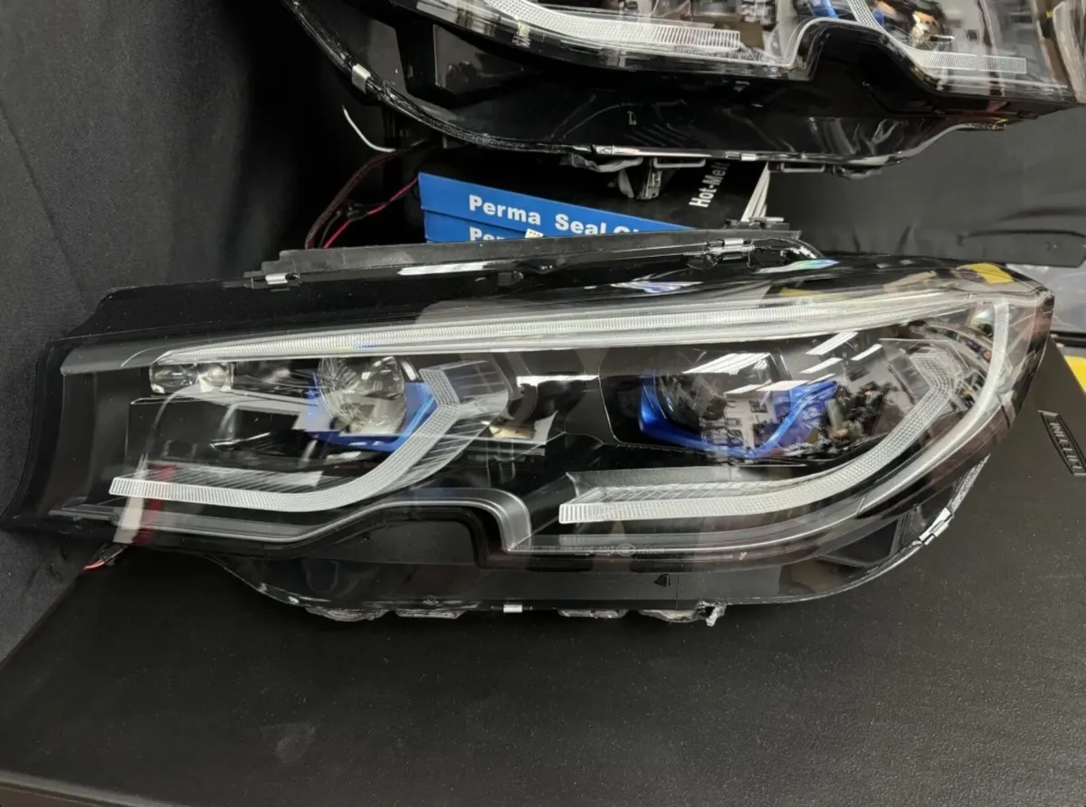 BMW G20 3 Series OEM Adaptive LED Laser Headlights - Image 2