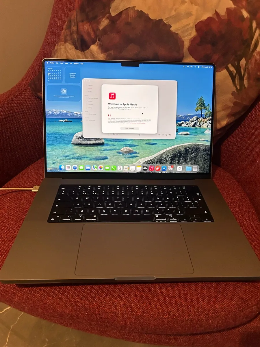 MacBook Pro - Image 1