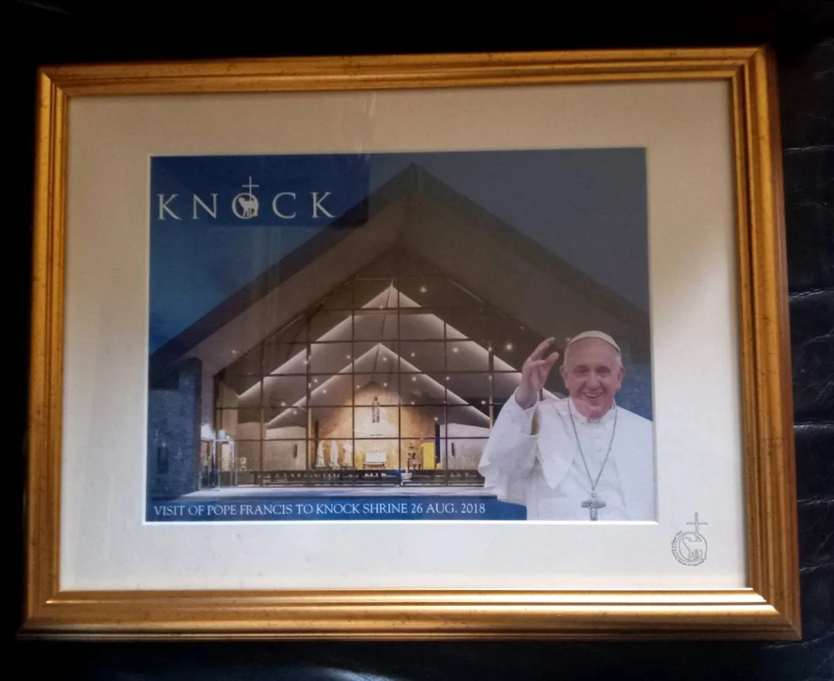 Pope Francis Knock Shrine Picture - Image 1