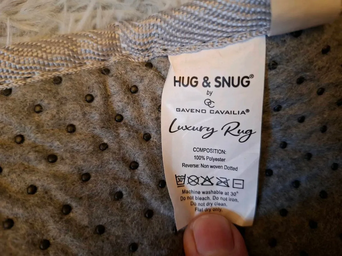 Large Gaveno Cavailia Hug Snug Luxury Rug 2.9 x 2m - Image 3
