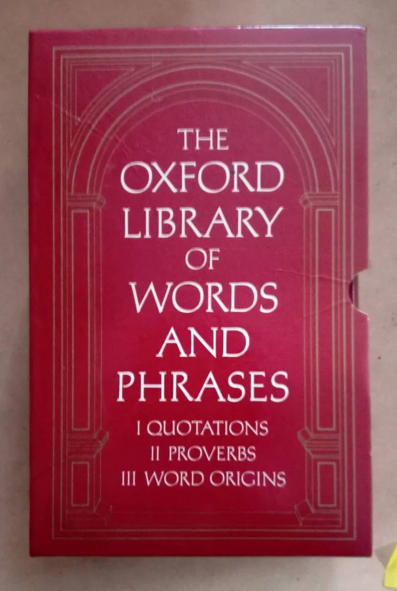 Oxford Library of Words and Phrases Three Volumes - Image 2