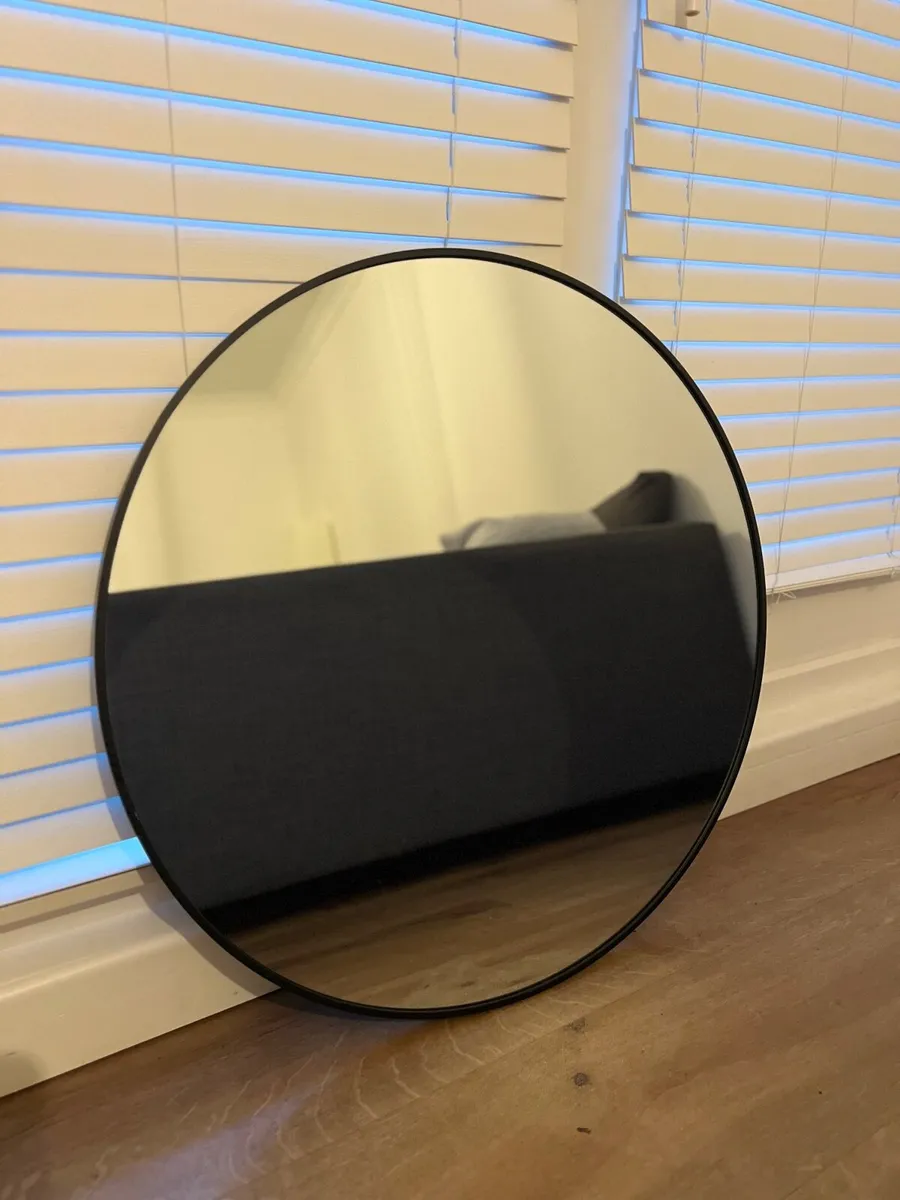 Round Mirror - Image 1