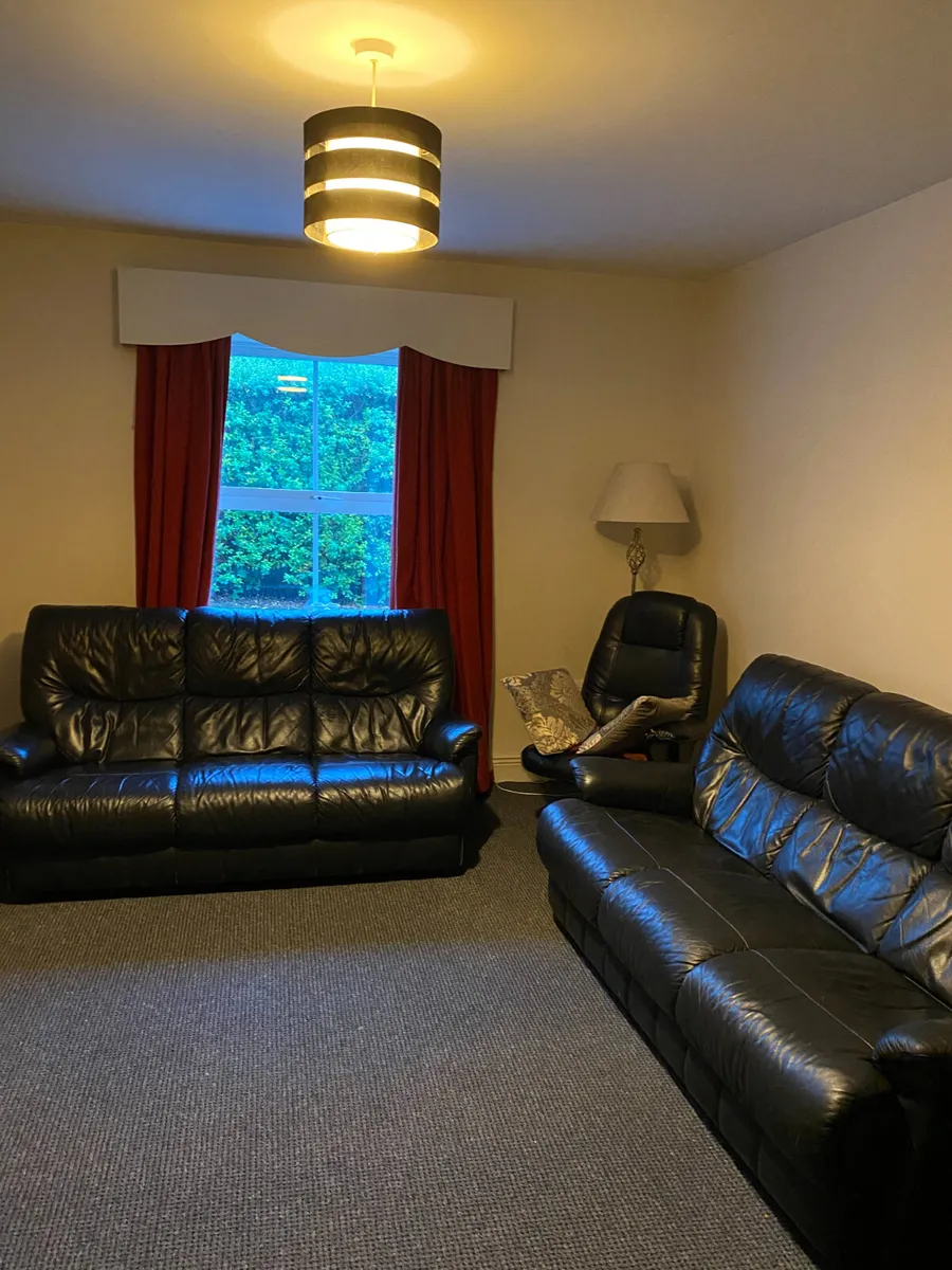 3 seater couch ( pair ) for sale - Image 1