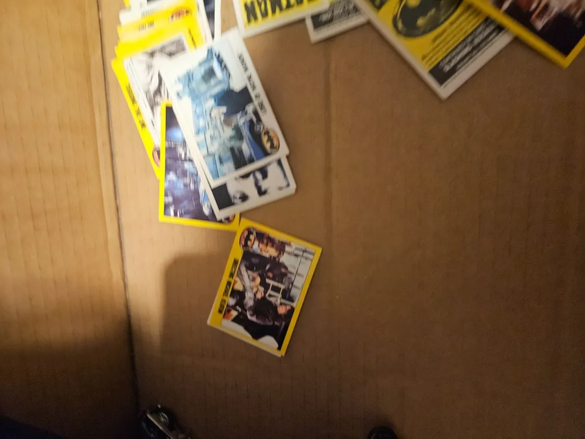 Vintage Batman Trading Cards - Image 2