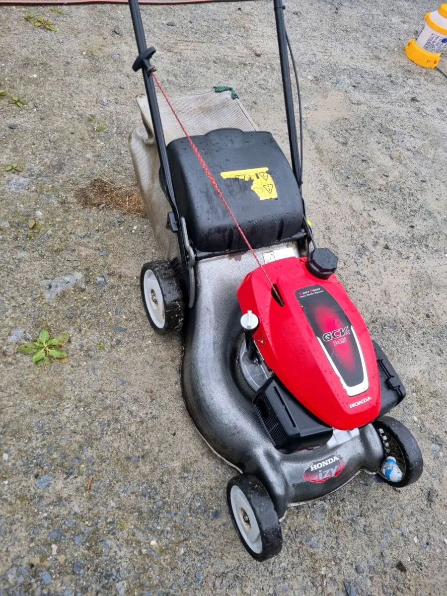 Honda lawnmower - Image 3