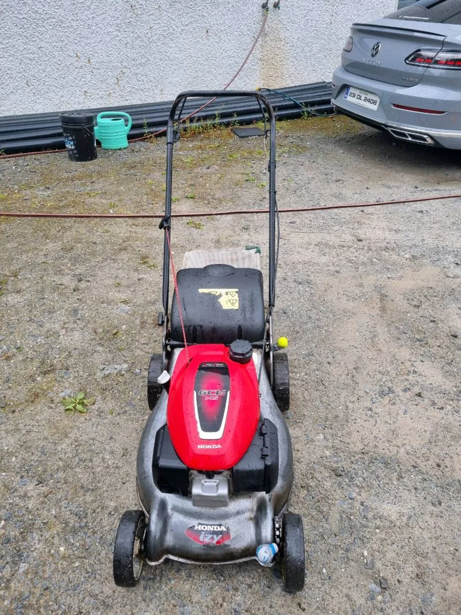 Honda lawnmower - Image 1