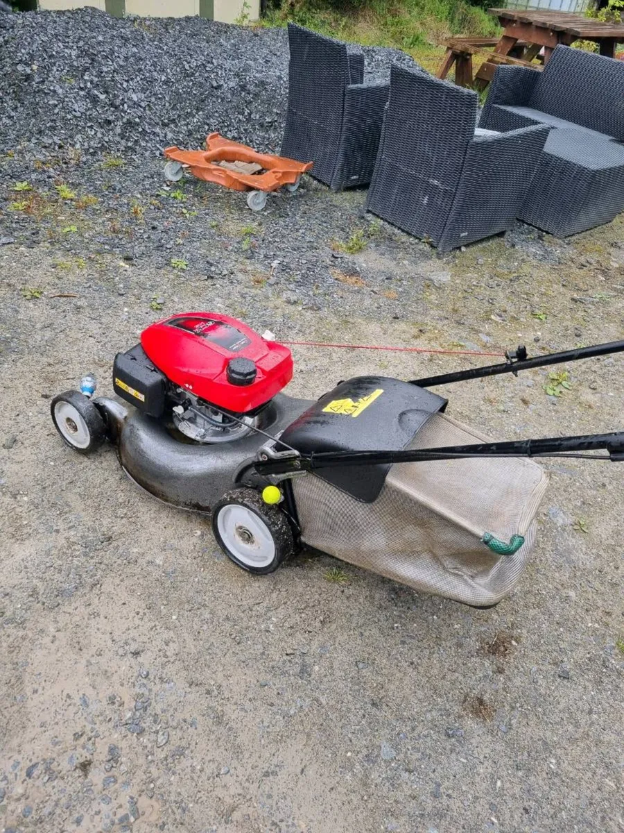Honda lawnmower - Image 2