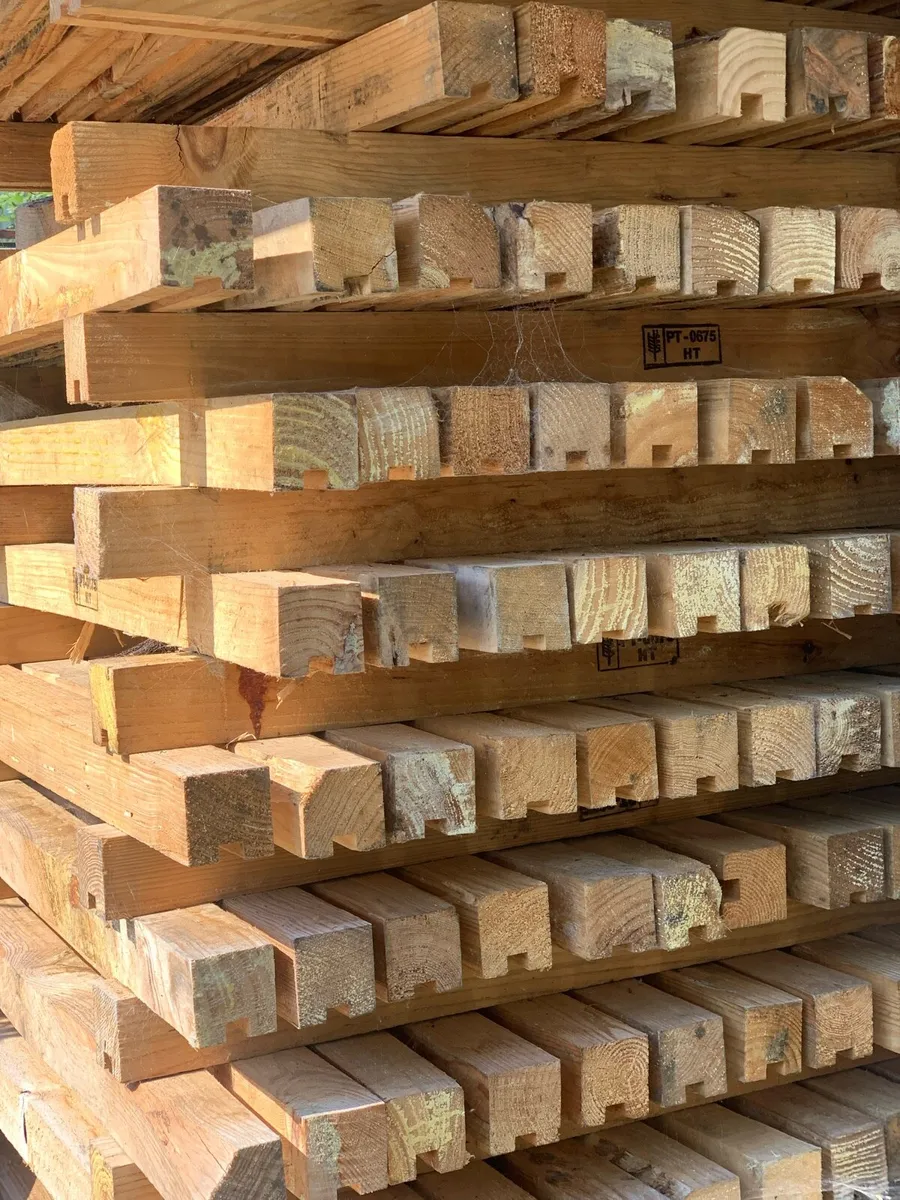 Skids.  Kindling. - Image 1
