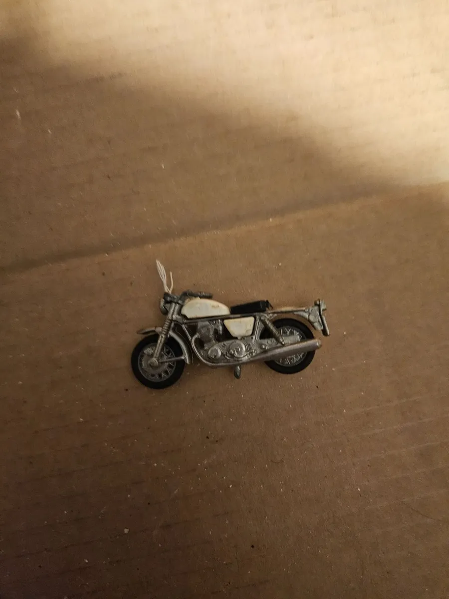 Britain's 1970's Motorbike - Image 1