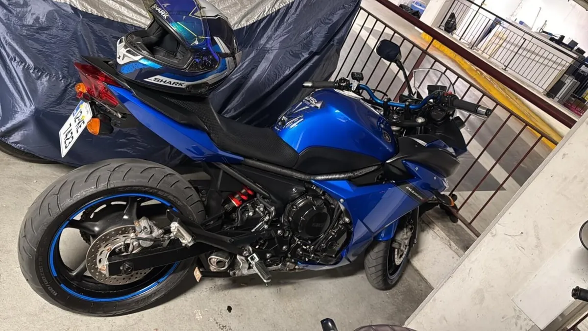 XJ6 2012 F Diversion ABS - Image 4