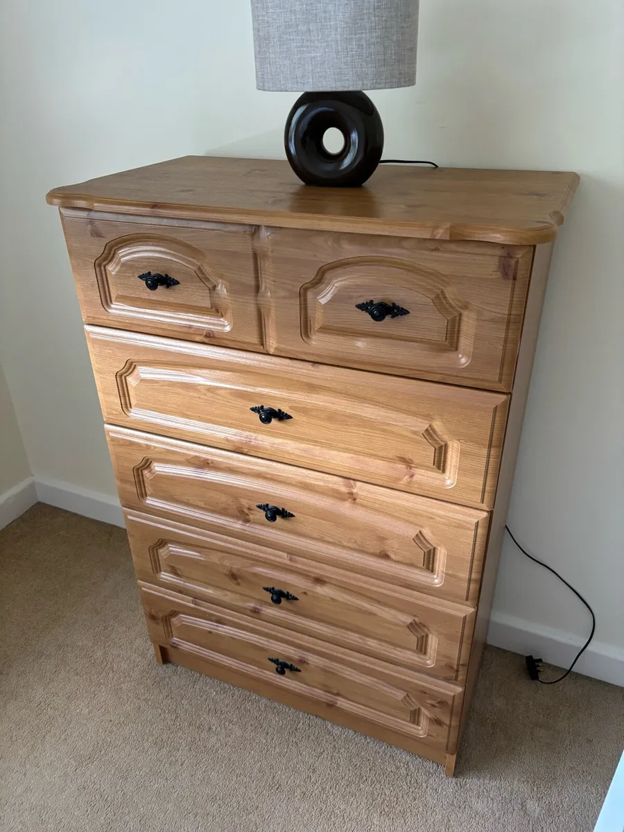 Chest of drawers - Image 2