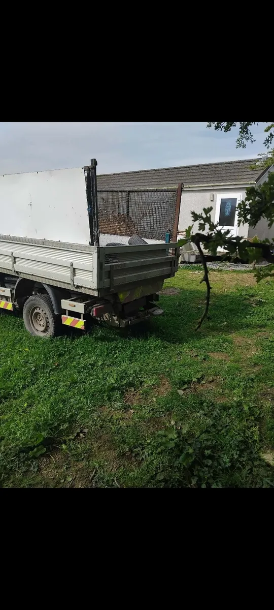 Toyota dyna tipper - Image 4