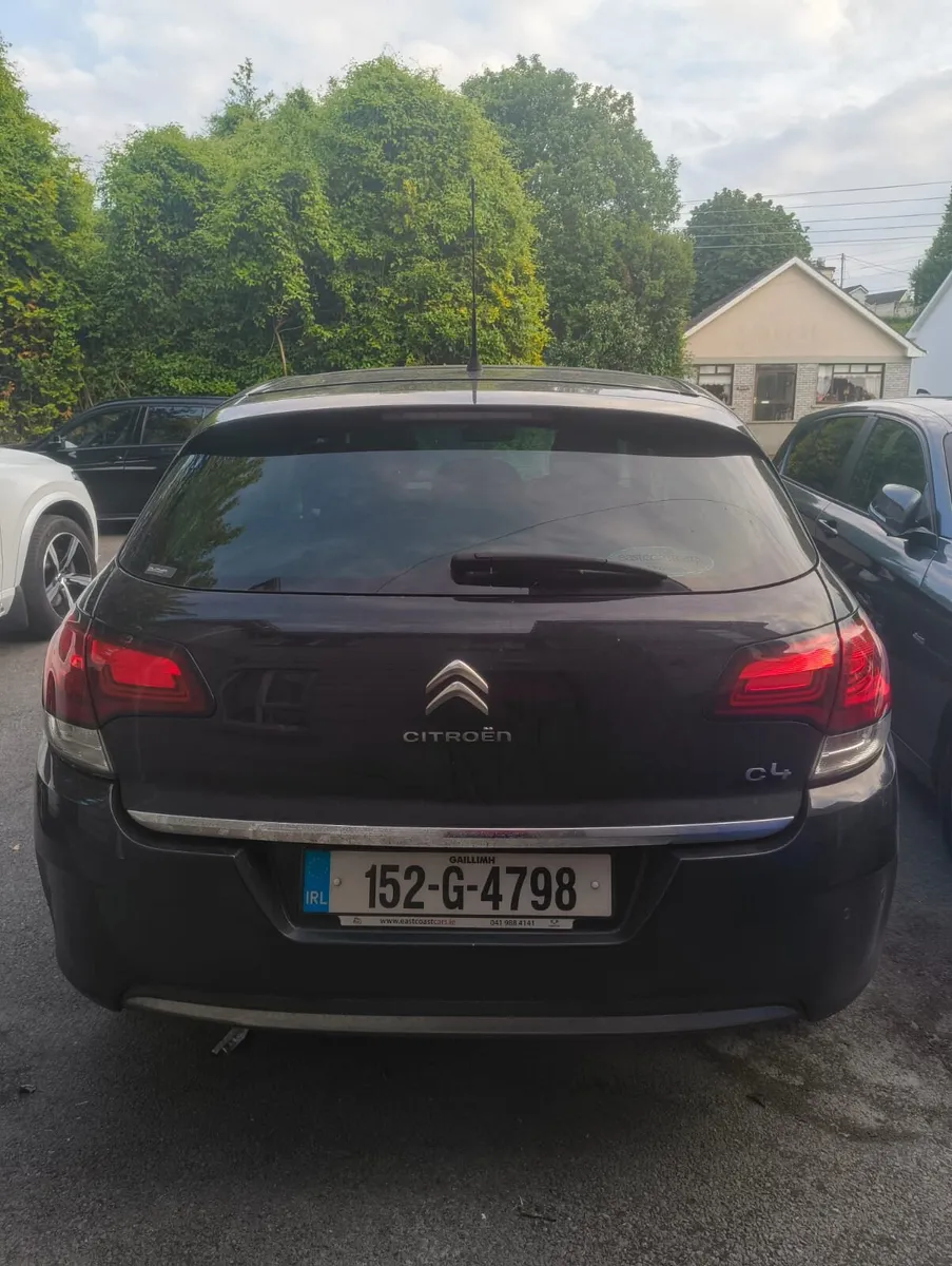 2015 (152) Citroen C4 petrol automatic. Read Ad - Image 3