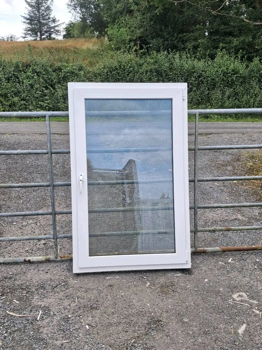 TRIPLE GLAZED WINDOWS - Image 4