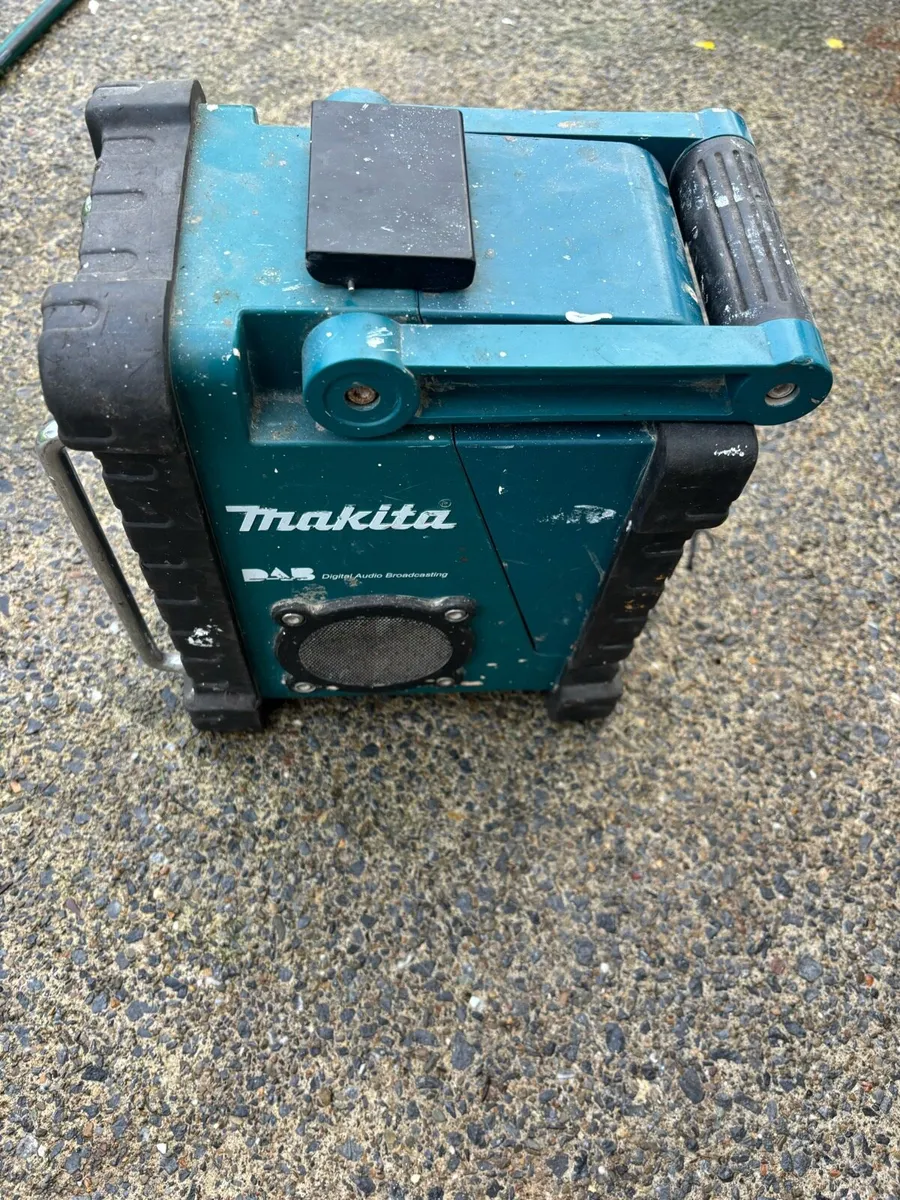 Makita radio - Image 4