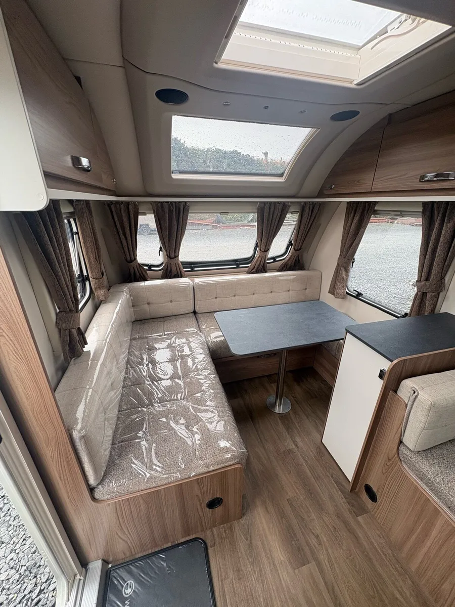 Caravan - Image 3