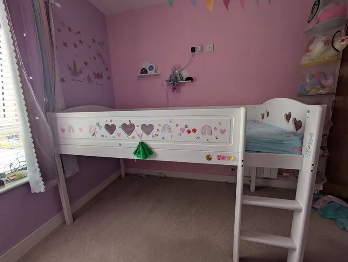 White wooden mid sleeper with pull out desk - Image 1