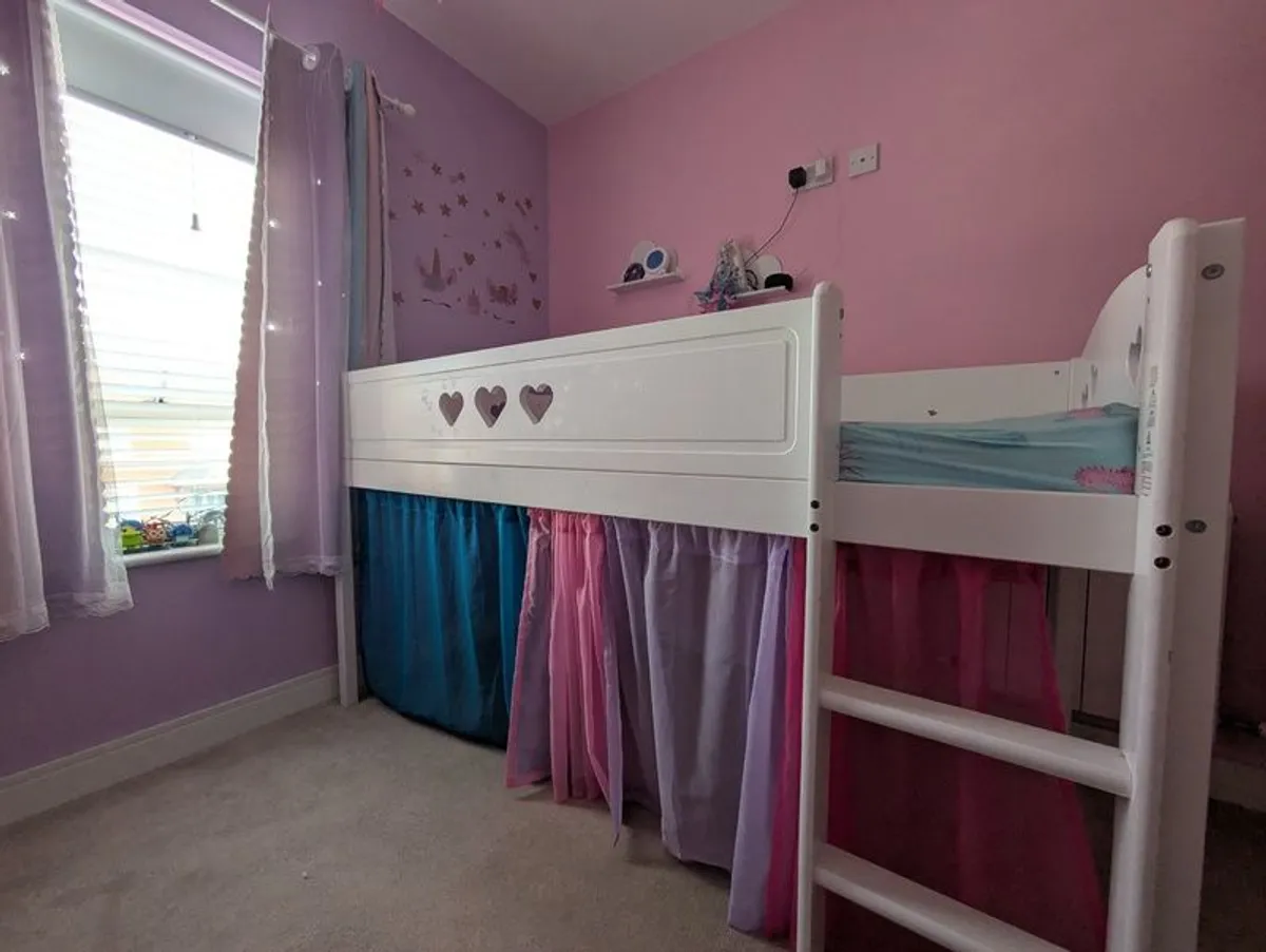 White wooden mid sleeper with pull out desk - Image 3