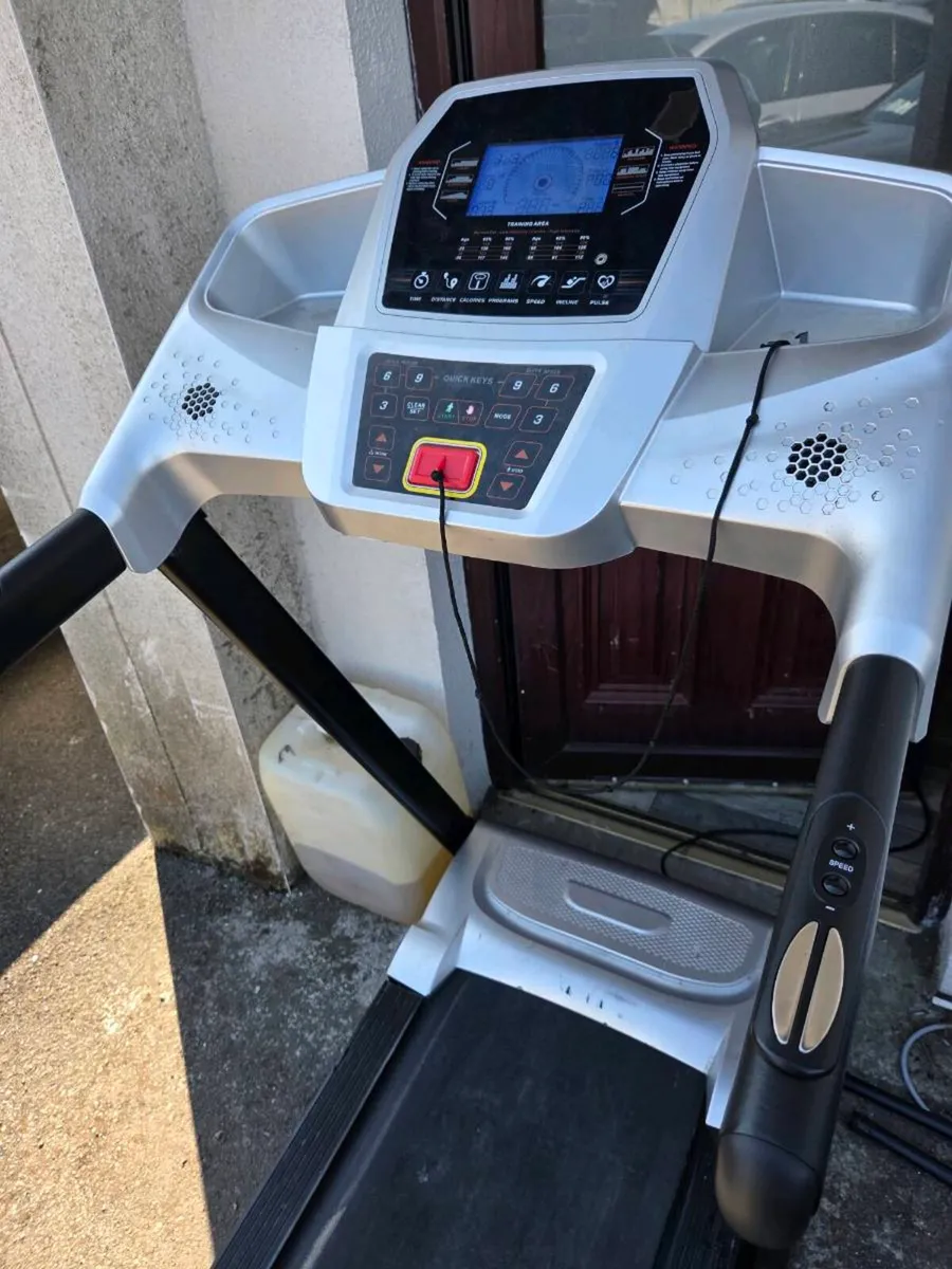 Treadmill - Image 1