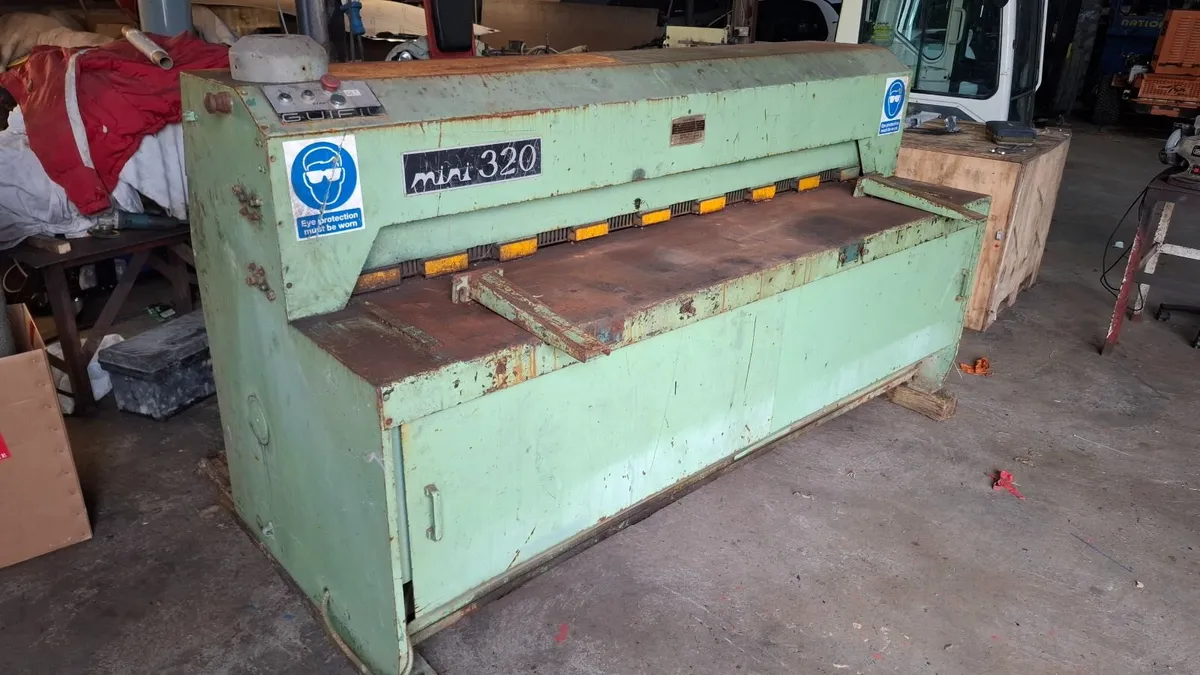 Mini320 Metal guillotine 2meter x 3mm - Image 1