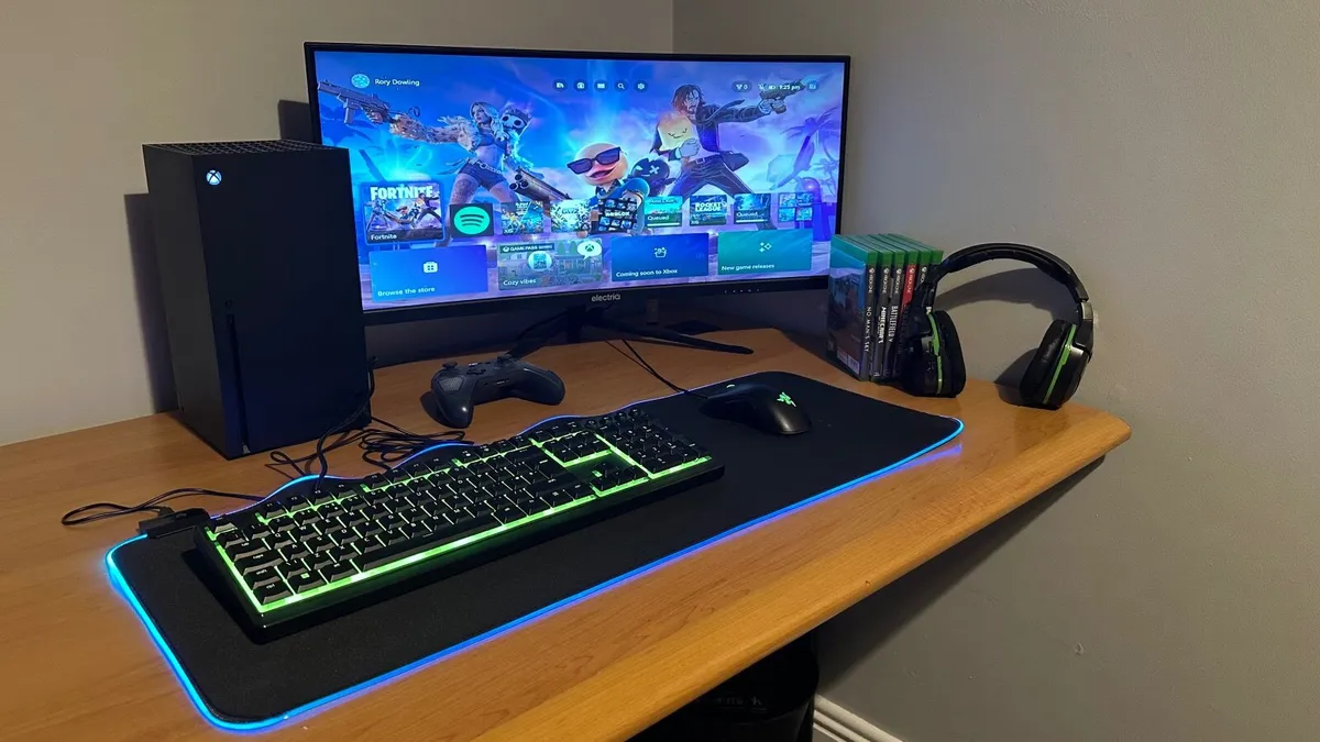 Xbox Series X & Full Gaming Setup - Image 1