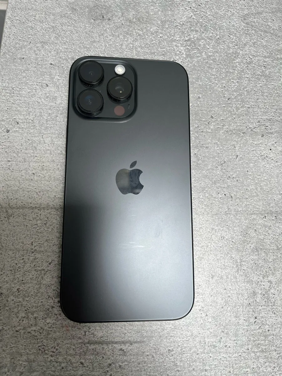 iPhone 16 Pro Max - Image 3