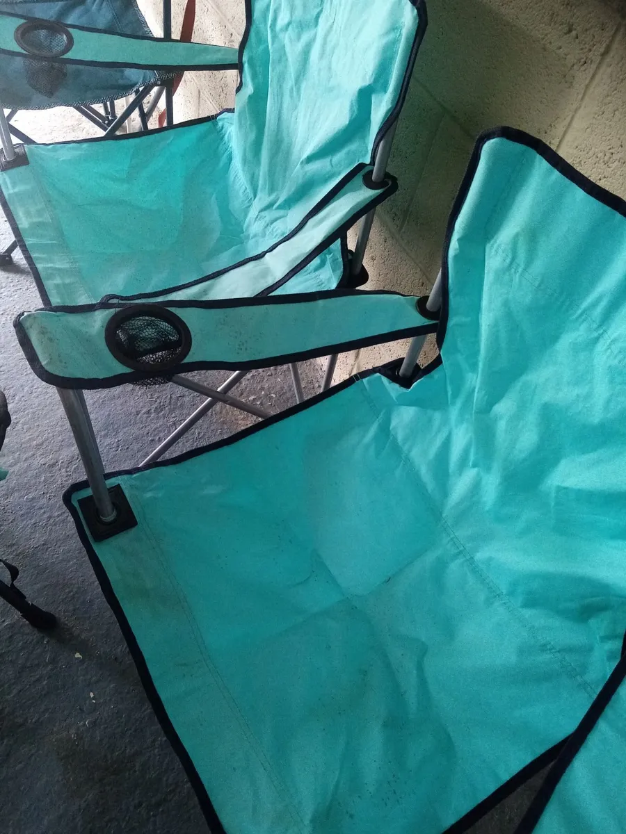 Camping chairs and stool - Image 3
