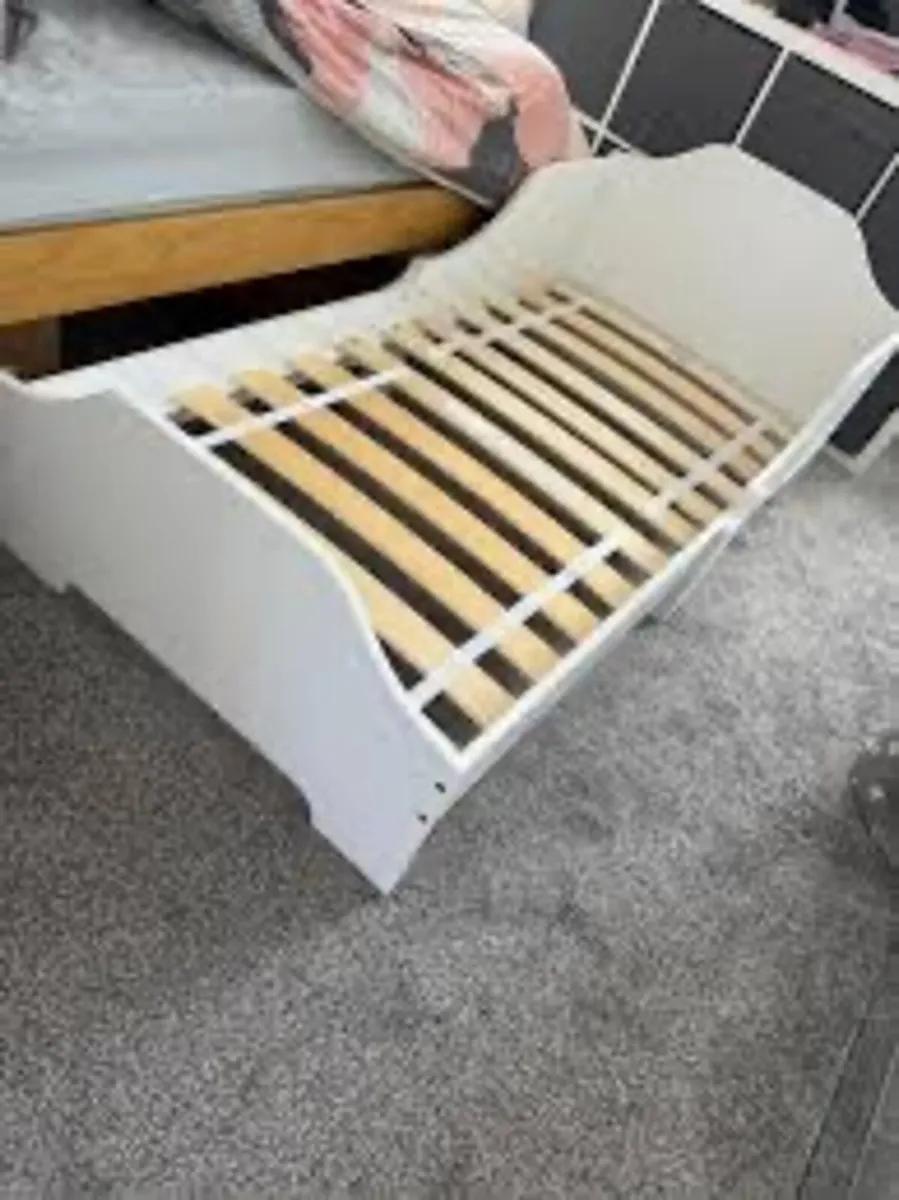 Kids bed frame