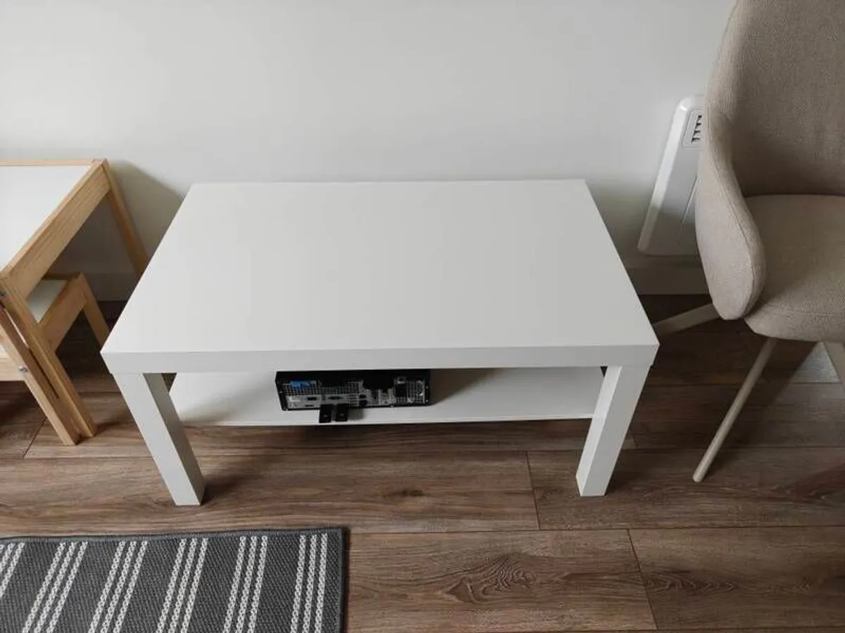 Tables and chairs - Image 2