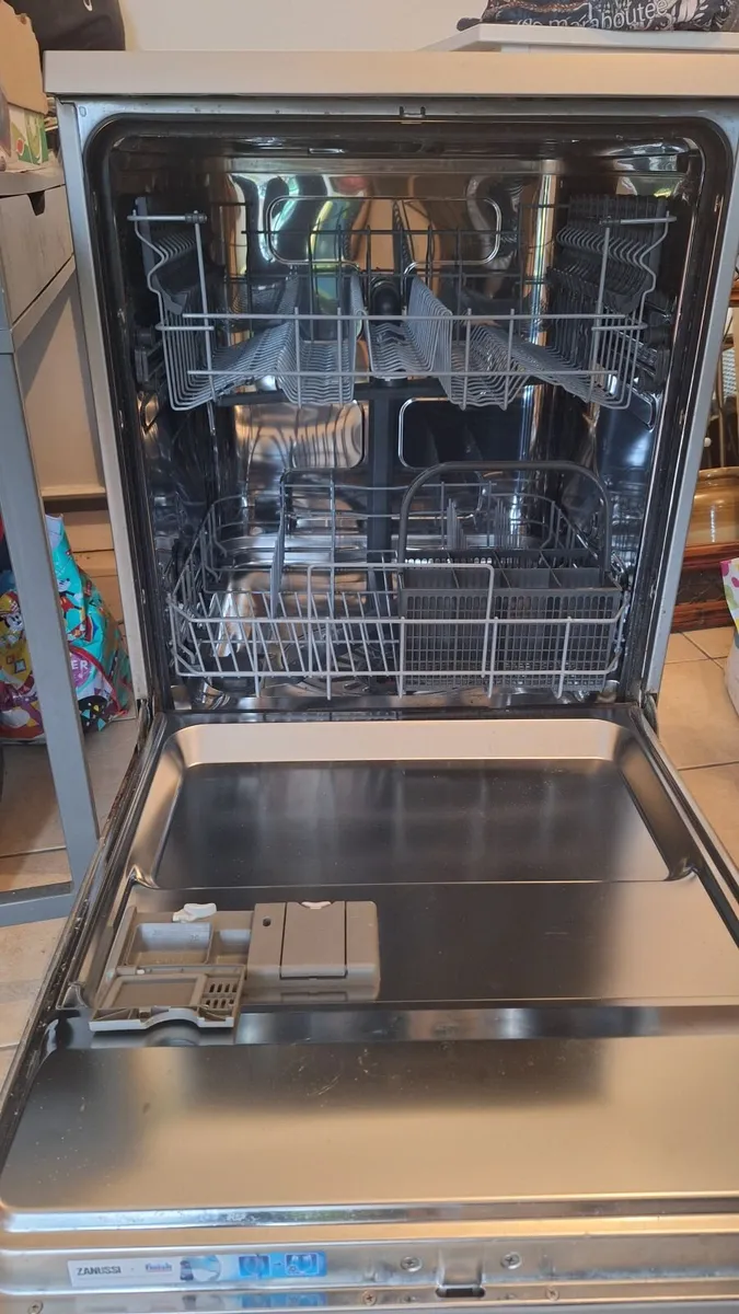 Zanussi dishwashers - Image 2