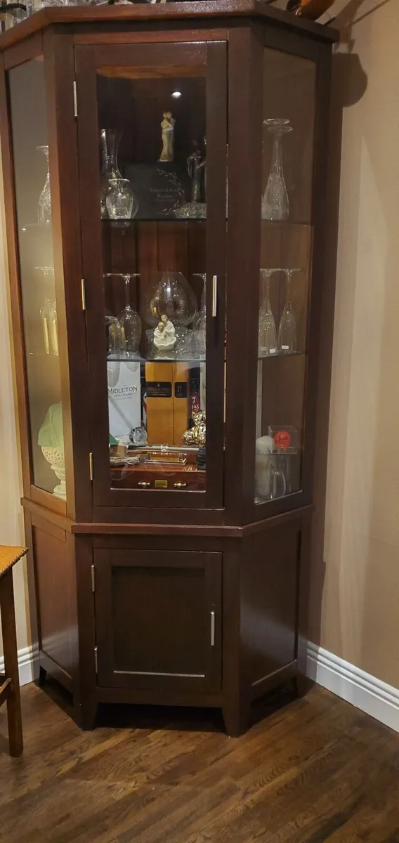 Display Cabinet - Image 2