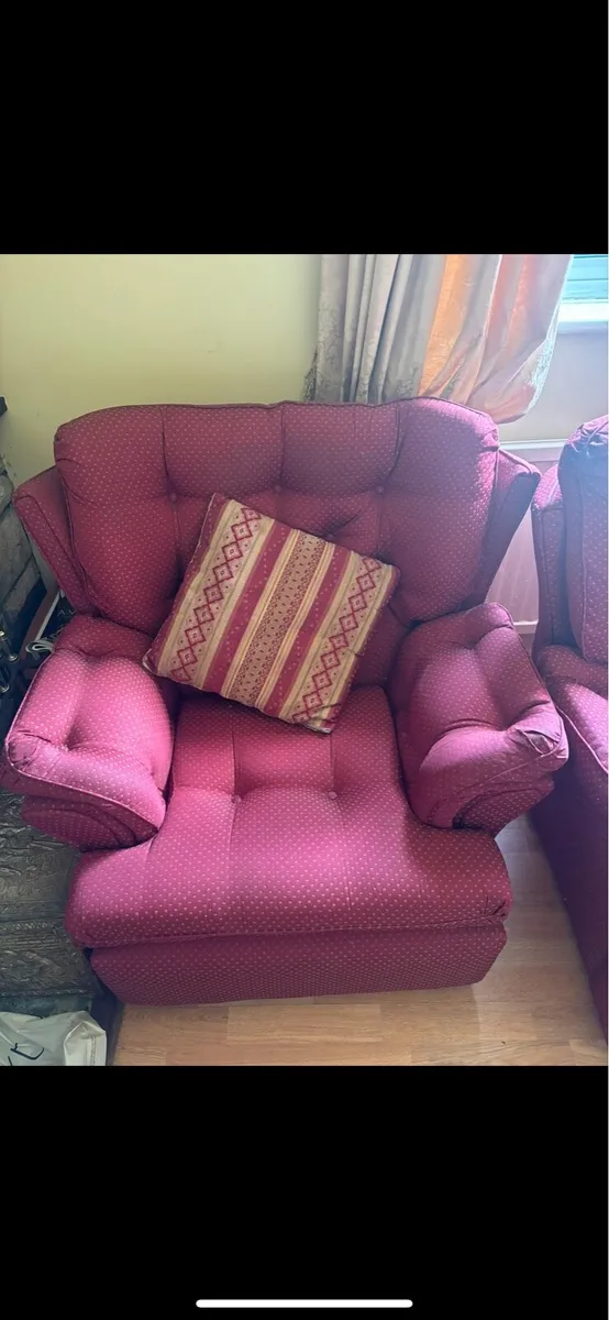 Red Suite of Furniture - Image 2