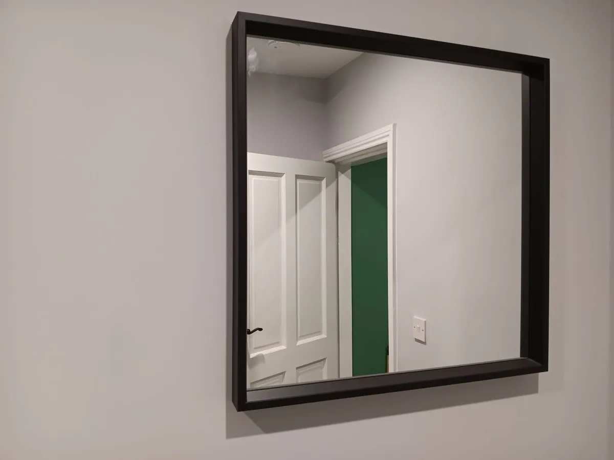 MIRROR