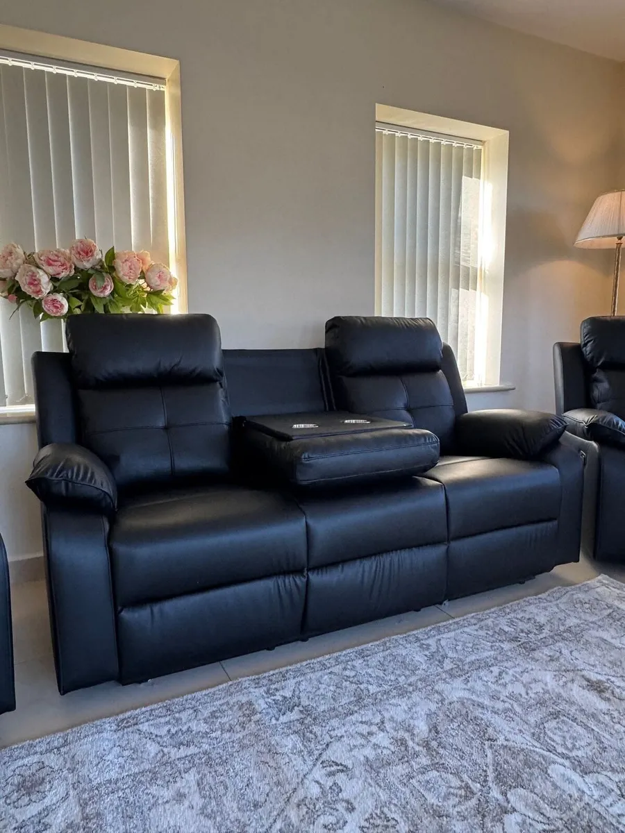 Brand new abbey 3 seater recliner couch reduced