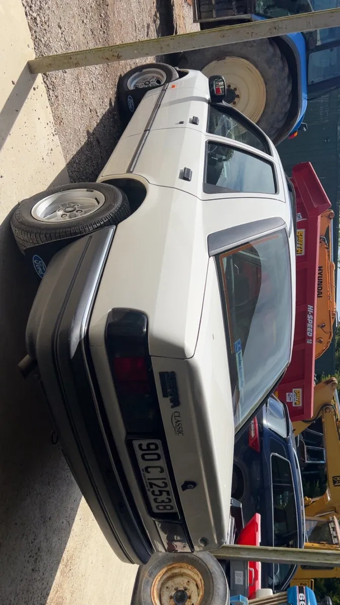Ford Sierra - Image 4