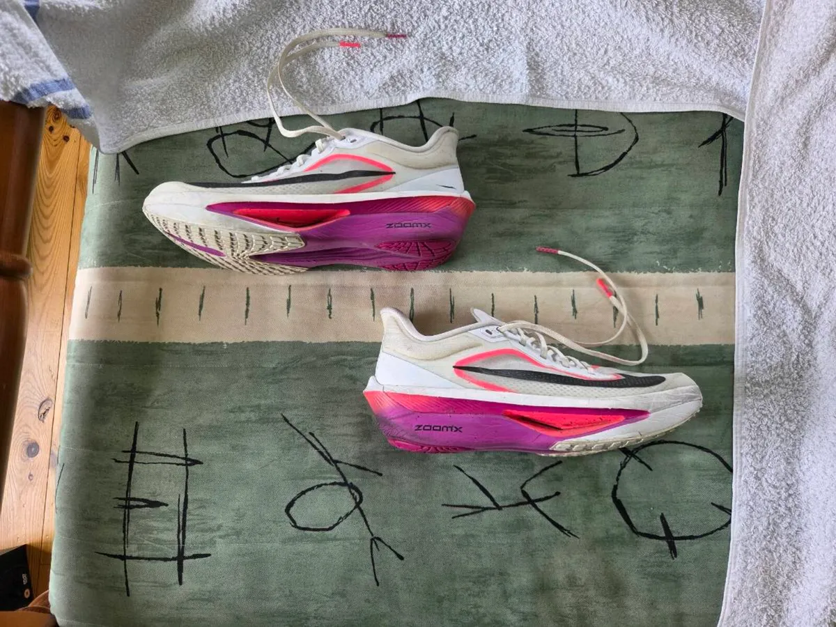 Nike Zoom Fly 6 Women Trainers Runners Size 7.5 UK - Image 2