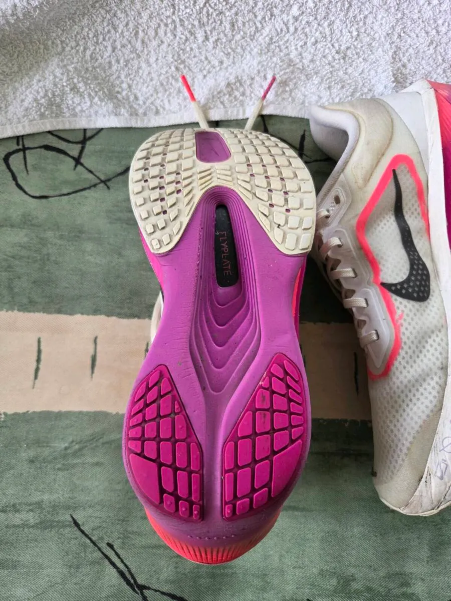 Nike Zoom Fly 6 Women Trainers Runners Size 7.5 UK - Image 3