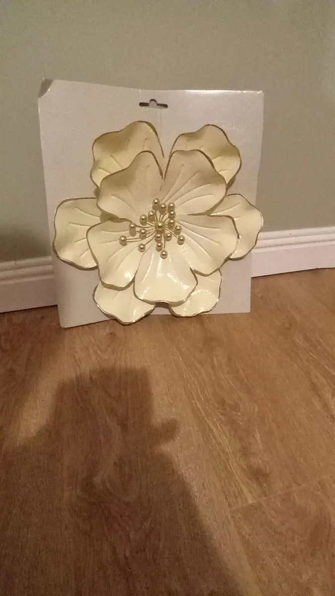Wall art - Image 1