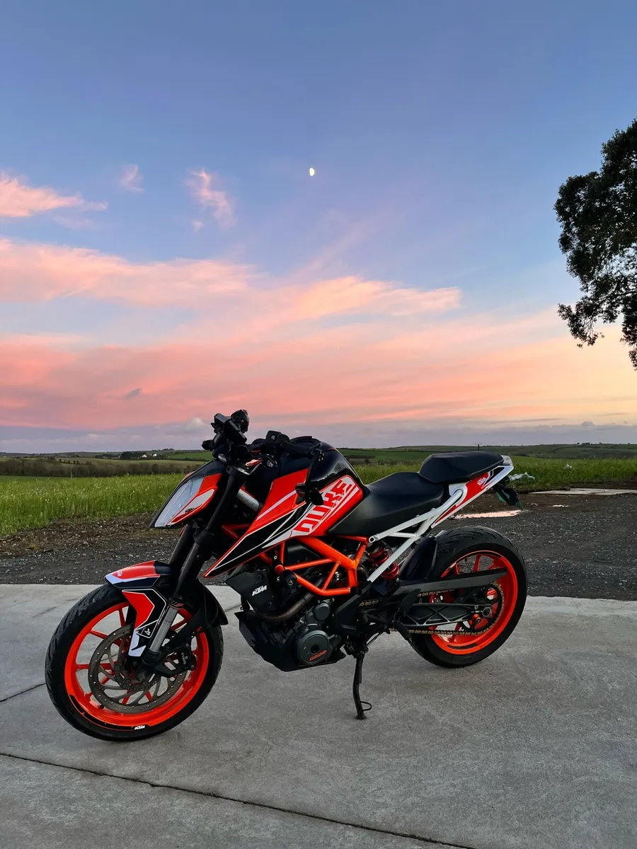 KTM Duke 390 - Image 1
