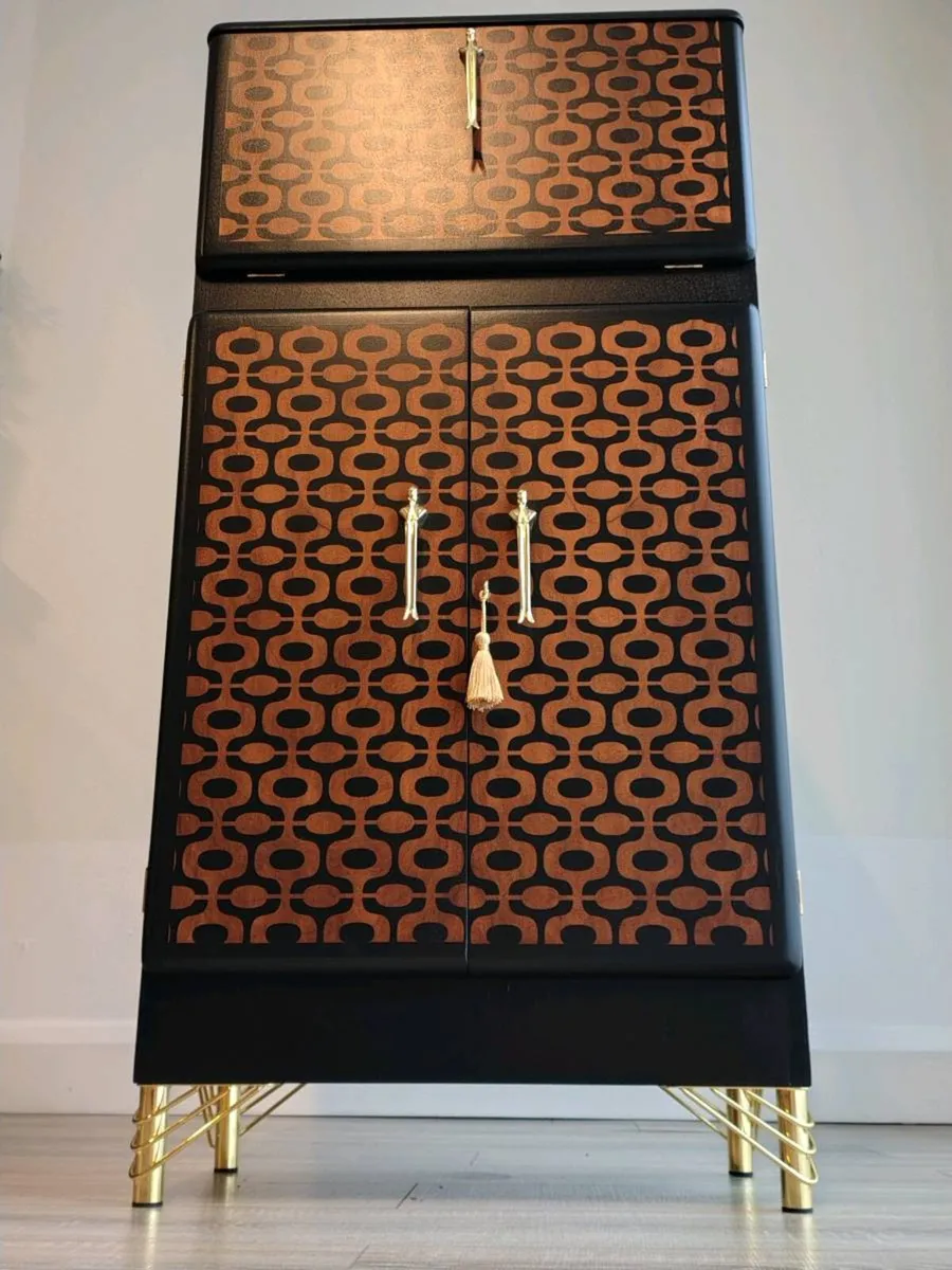 Mid century modern drinks cabinet - Image 2