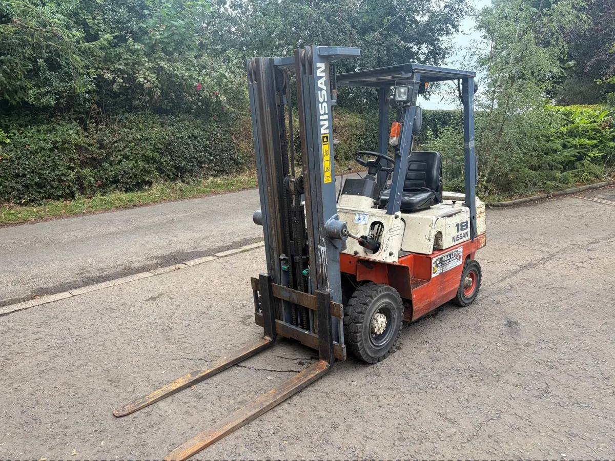 Forklift - Image 2