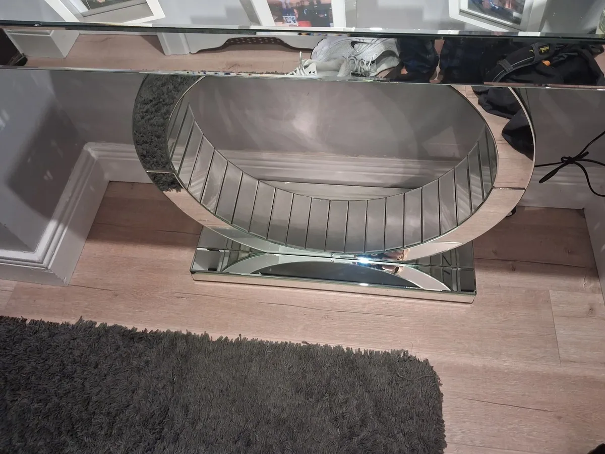 Home furnishings - Image 3