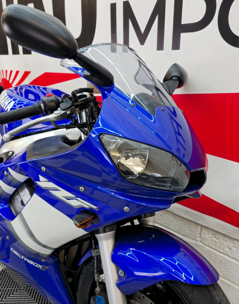 Yamaha YZF R6 - Image 4
