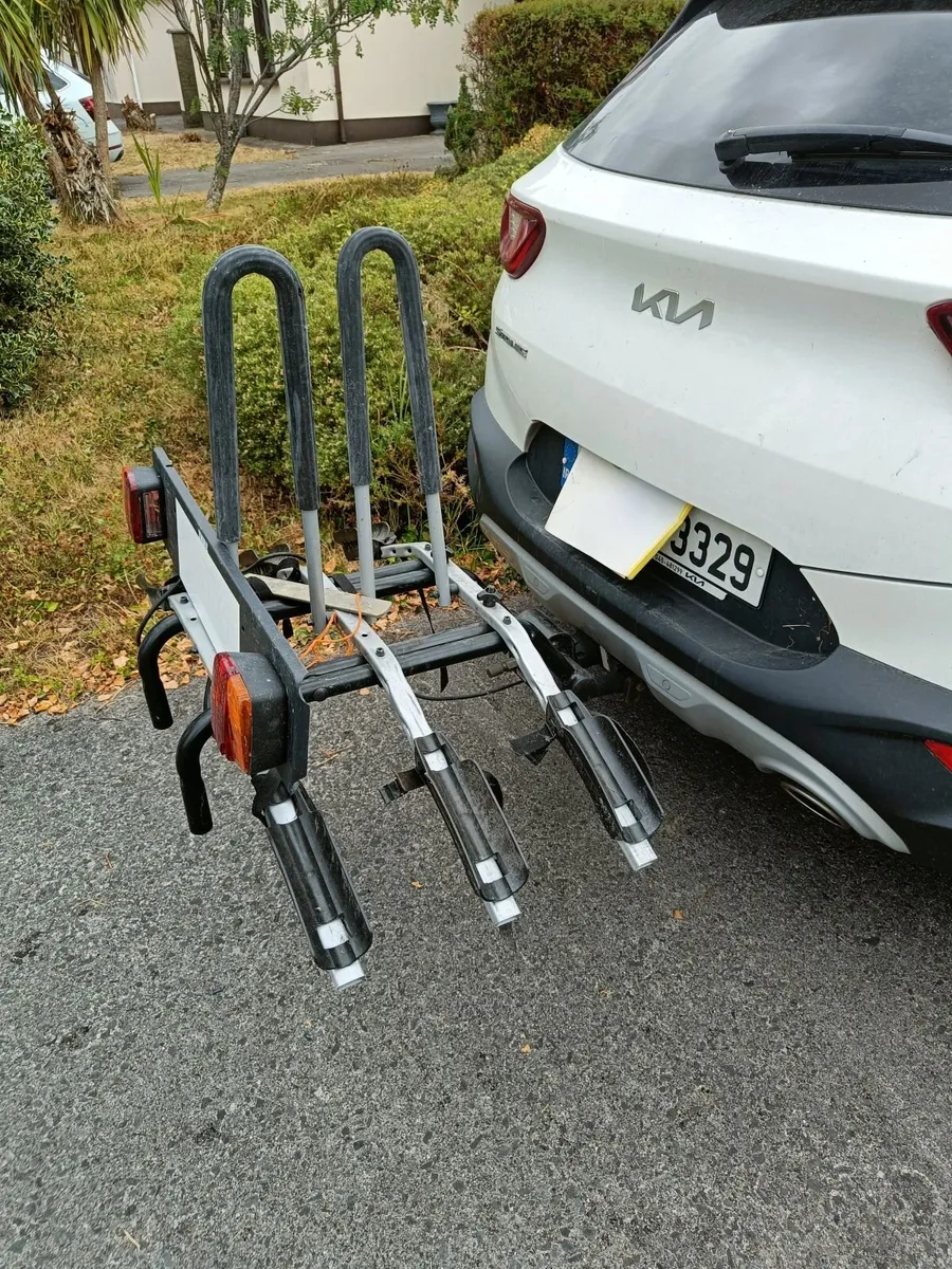 Bicycle carrier for car - Image 3