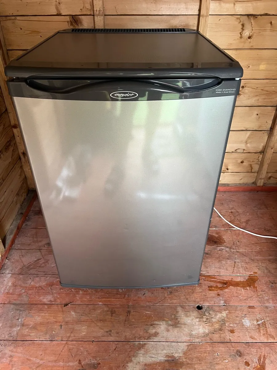 Hotpoint fridge - Image 1